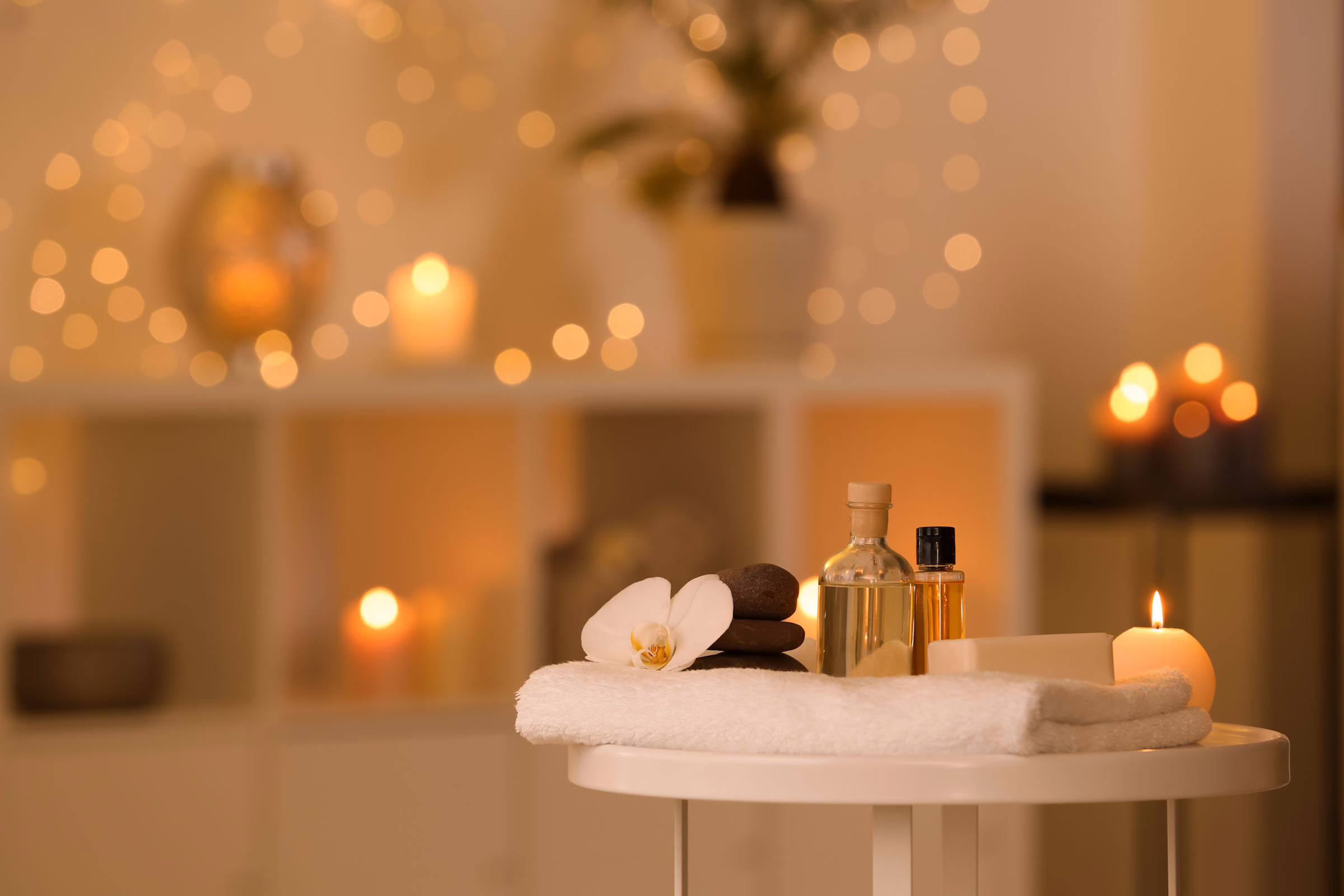 Image shows a wellness salon in a luxury hotel